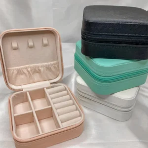 Porta-Joias Compacto para Viagem com Divisórias – Organizador de Anéis, Brincos e Colares - Imagem 4